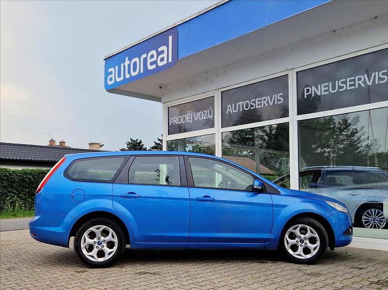 Ford Focus 1,6 TDCi NOVÉTURBO SERVI TAŽNÉ - fotka 6 z 29