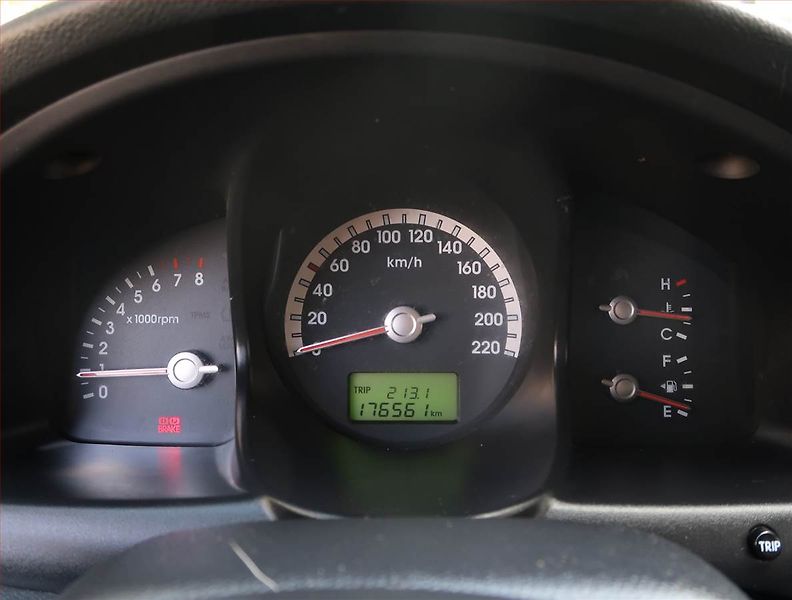 Kia Sportage (2007) 2.0 16V, LPG, 4X4, Tempomat - fotka 11 z 17