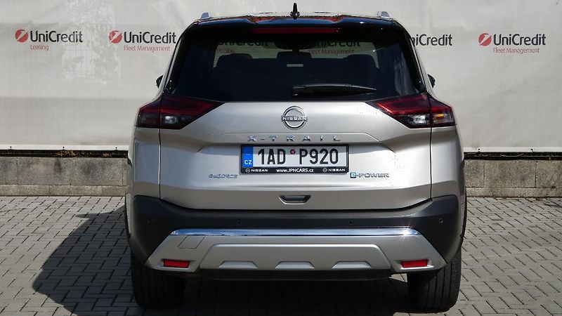 Nissan X-Trail e-POWER e-FORCE 4WD - 213 k TE - fotka 4 z 26