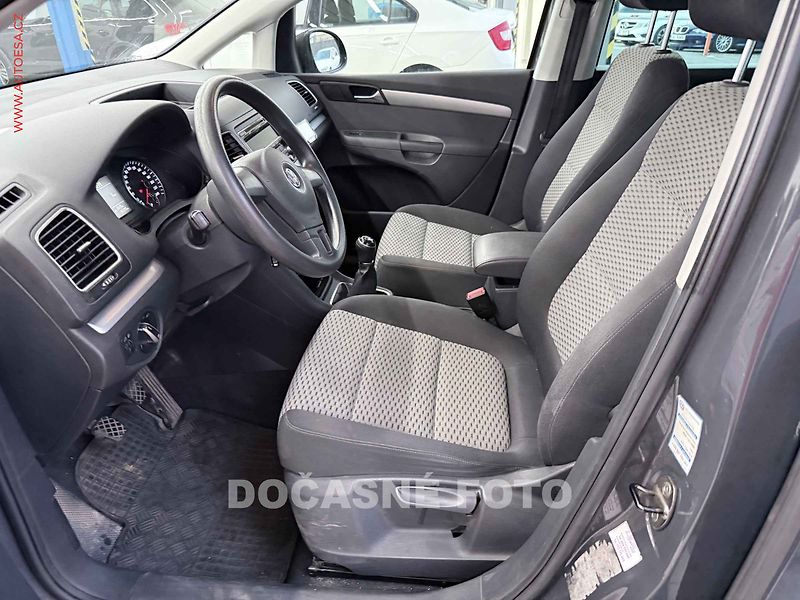 Volkswagen Sharan (2012) 2.0tdi, 2.maj,ČR, servis - fotka 3 z 3
