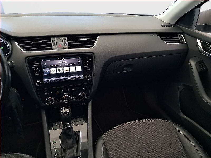 Škoda Octavia (2017) 1.6 TDI, Automat, Navi - fotka 8 z 18
