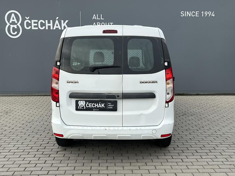 Dacia Dokker (2014) 1,6i 16V - fotka 6 z 23