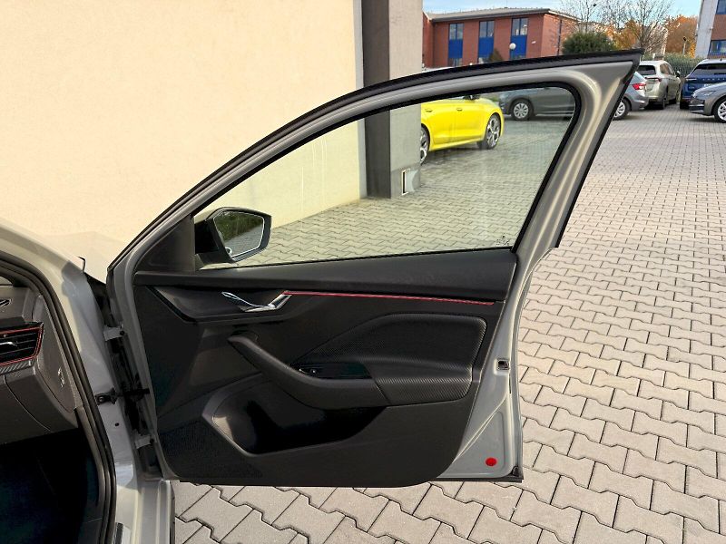 Škoda Scala (2024) 1.0 TSI / 85 kW / 6MP / Monte - fotka 27 z 32