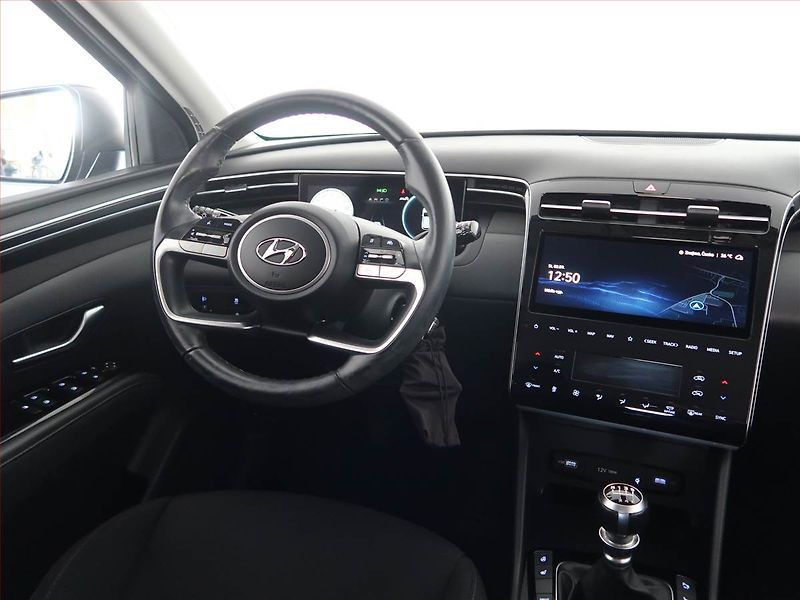 Hyundai Tucson (2021) 1.6 T-GDI - fotka 7 z 14