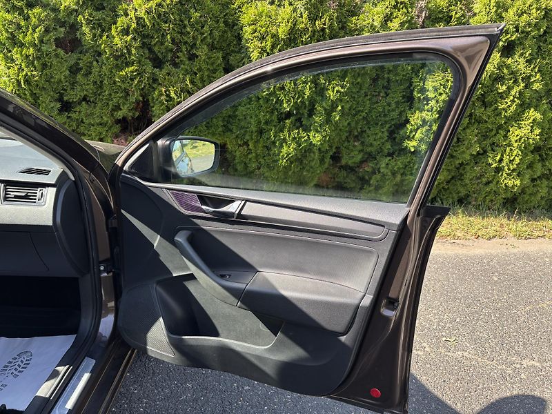 Škoda Rapid (2019) 1.0tsi nové rozvody př. brzdy  - fotka 18 z 24