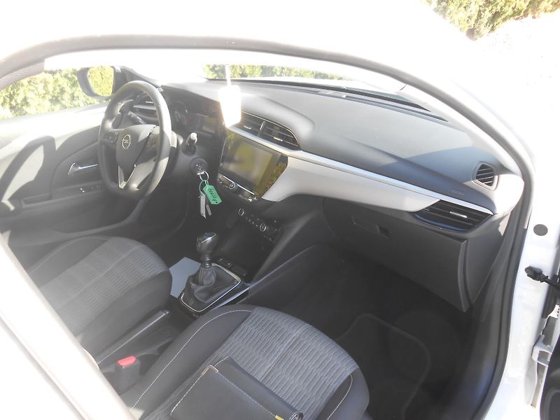 Opel Corsa 1.5CDTi,FULL LED,92000Km - fotka 15 z 38
