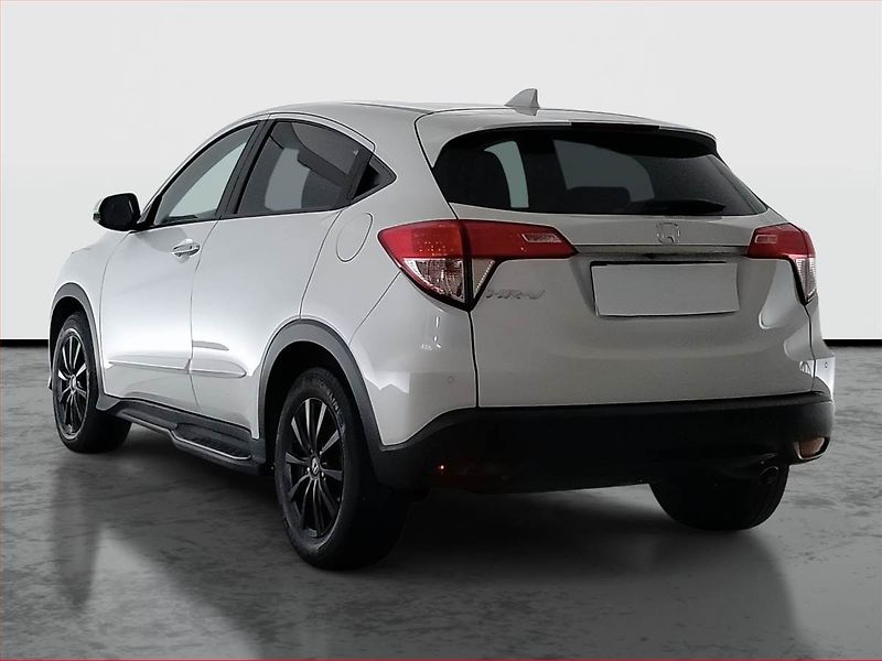 Honda HR-V (2019) Elegance 1.5 i-VTEC, ČR,1.maj - fotka 4 z 20