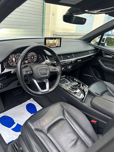 Audi Q7 (2017) 3.0 TFSI PREMIUM+ 360° 7 MIST - fotka 11 z 37