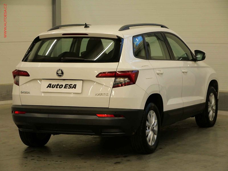 Škoda Karoq (2018) 1.6TDi, ČR, Ambition, DSG - fotka 4 z 19