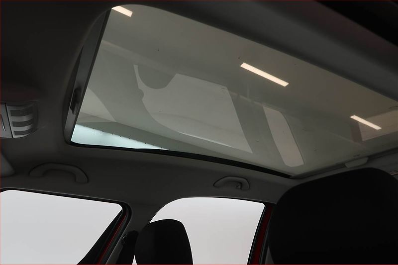 Škoda Roomster (2011) Comfort 1.2 TSI, nová STK - fotka 14 z 15