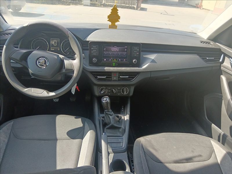 Škoda Scala 1,0 TSi  Cool Plus - fotka 17 z 21