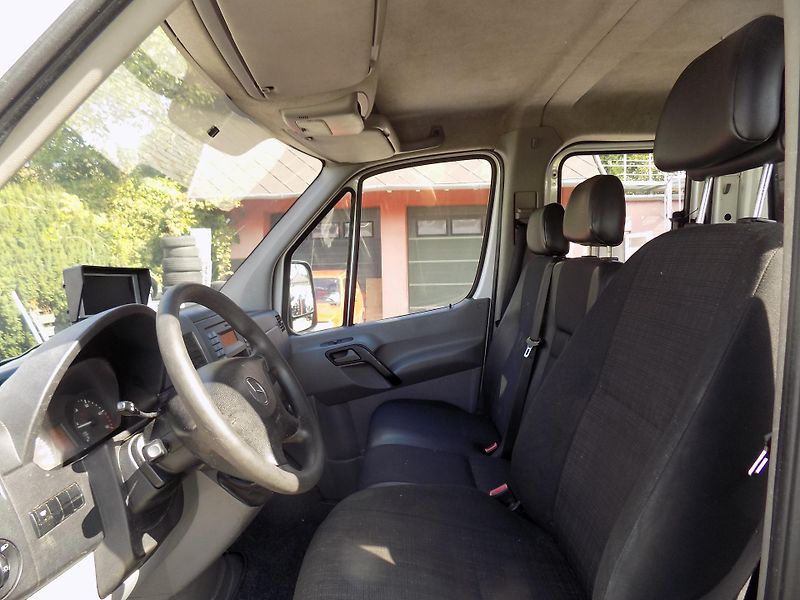 Mercedes-Benz Sprinter CDI 95 KW KLIMA TAZNÉ SKLOPKA - fotka 19 z 32