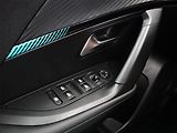 Peugeot 2008 (2021) 1.2 PureTech, Automat - náhled 16