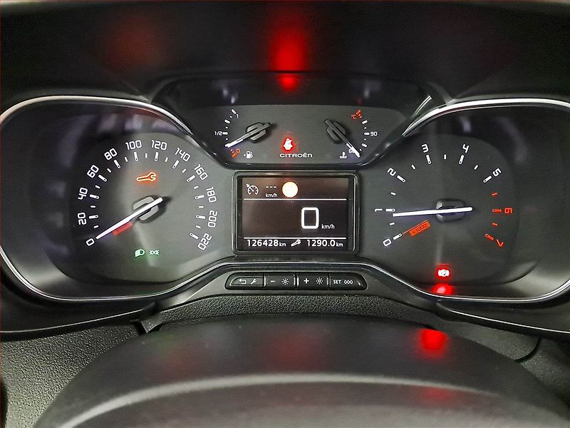 Citroën Berlingo (2018) Feel 1.5 BlueHDi, 5Míst, ČR - fotka 11 z 16