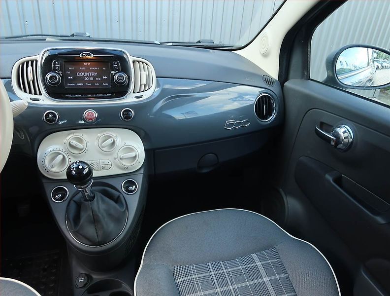 Fiat 500 (2016) 1.2, Pan. střecha - fotka 8 z 15