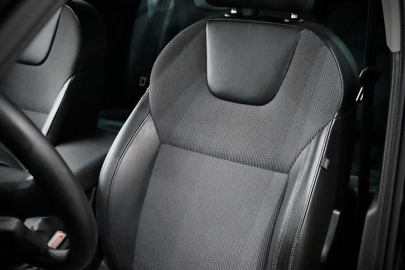 Škoda Octavia 3 FL Combi 1.4 TSI 110 kW - fotka 13 z 37