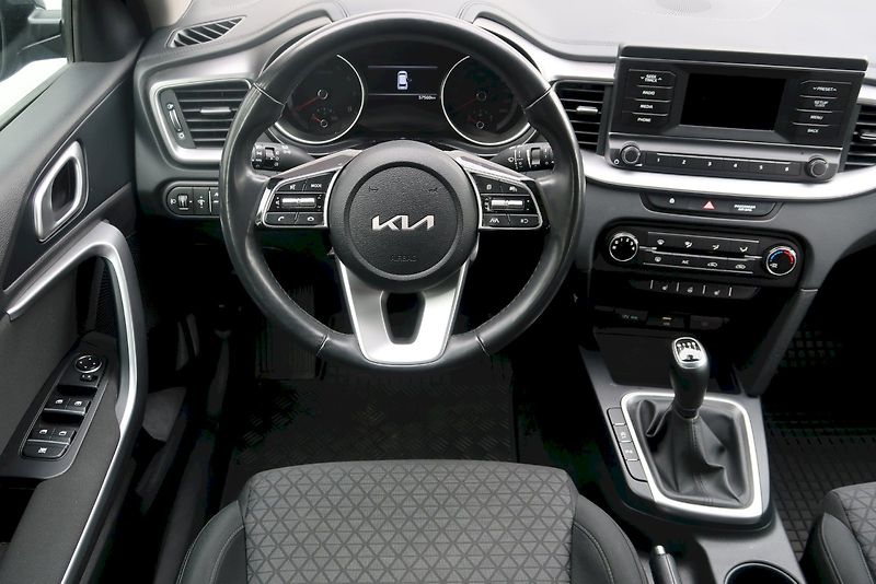 Kia Ceed (2022) Sportswagon,  1.0 T-GDI / 88 k - fotka 7 z 29