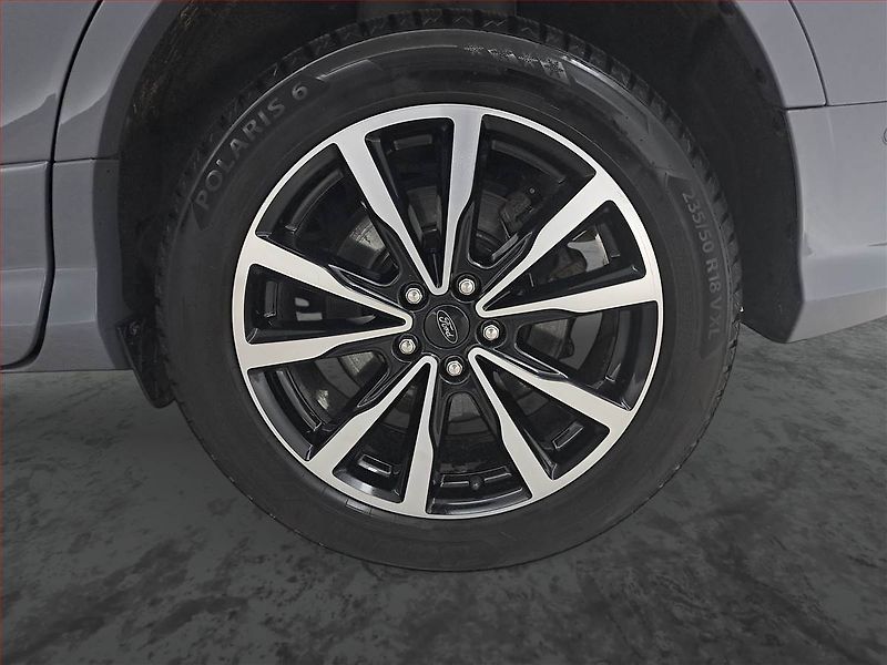 Ford Kuga (2019) ST-Line 2.0 TDCi, 4X4 - fotka 15 z 21