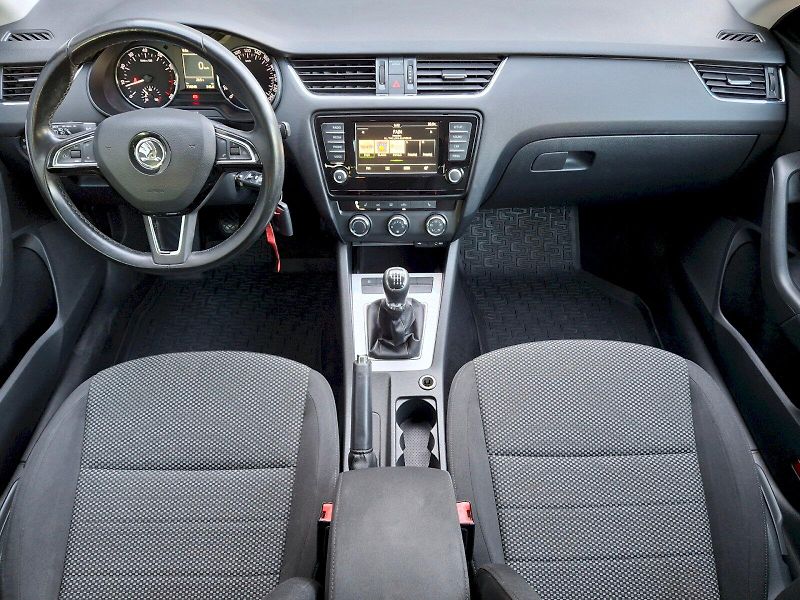 Škoda Octavia (2016) Ambition 1,2TSi 81kW - fotka 5 z 30