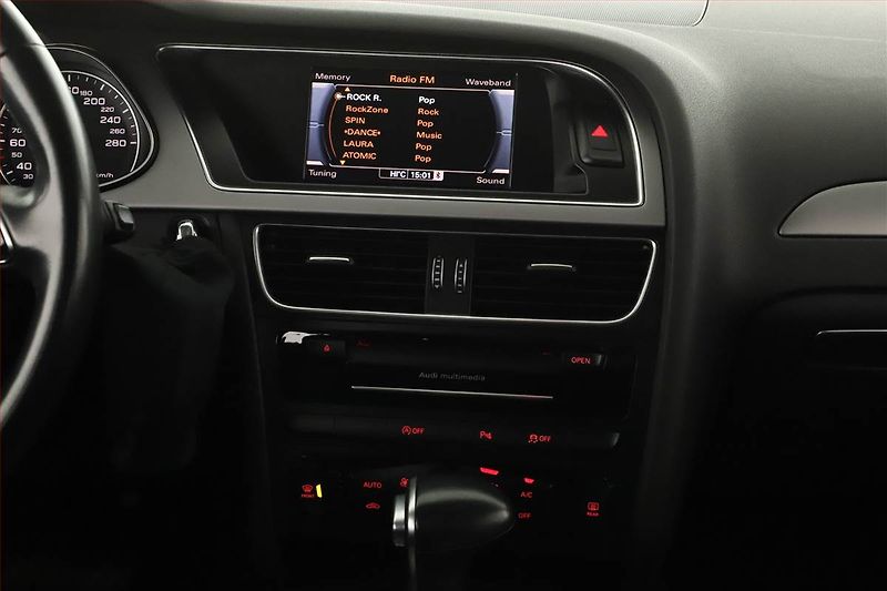 Audi A4 (2014) 2.0 TDI, Automat, Navi - fotka 12 z 16