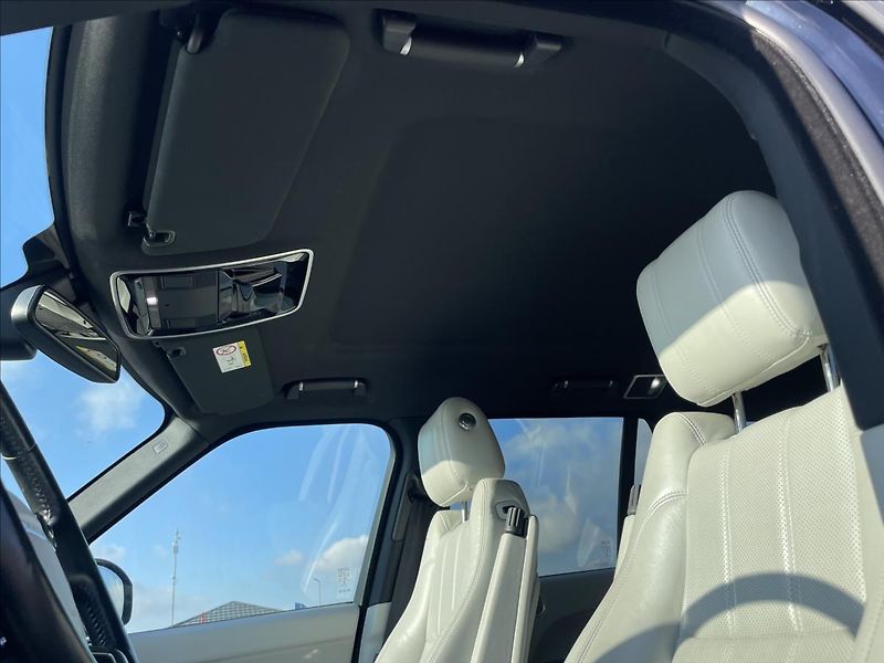 Land Rover Range Rover 4,4 SDV8 250kw VOGUE, CZauto - fotka 29 z 42