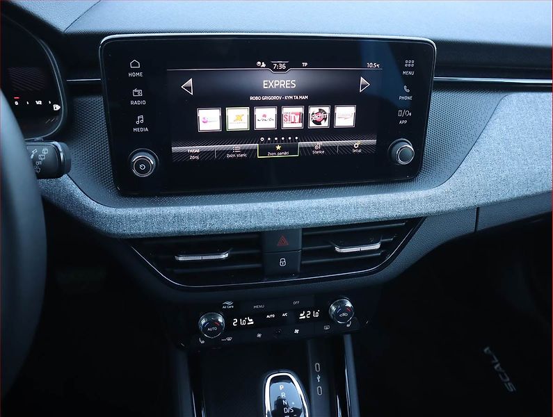 Škoda Scala (2024) Selection 1.0 TSI - fotka 12 z 21