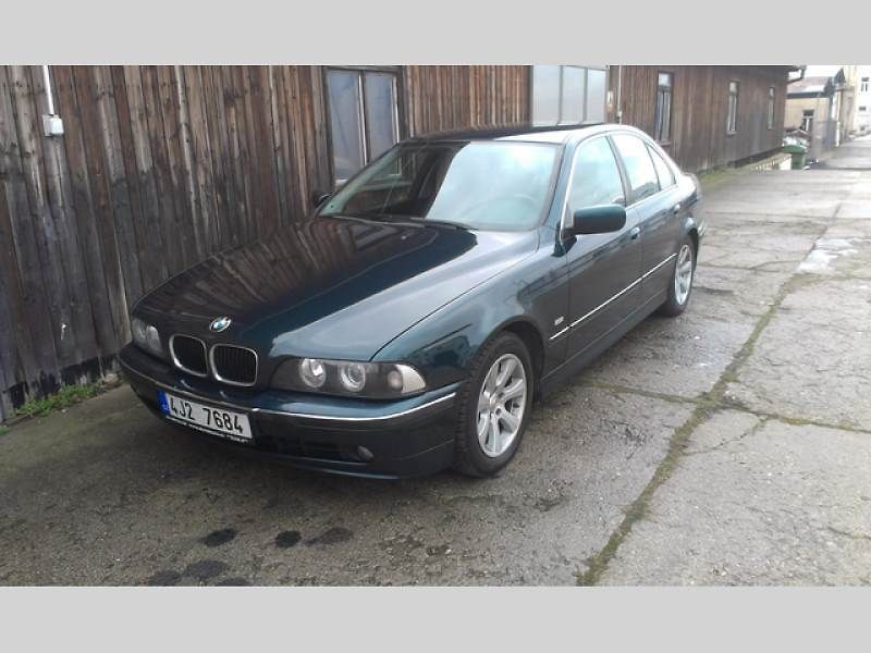 ZKUŠENOSTI UŽIVATELE: BMW Řada 5 528i