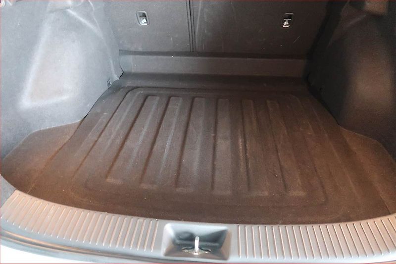 Hyundai i30 (2022) 1.0 T-GDI, ČR,1.maj - fotka 13 z 17