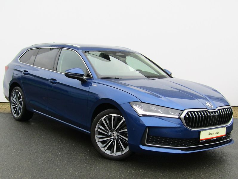 Škoda Superb IV Combi 4x4 L&K 2.0 TDI /142k - fotka 8 z 30