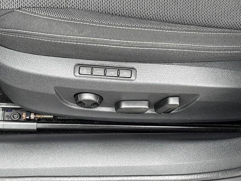 Škoda Superb (2021) Combi 1.4 TSI iV DSG Style - fotka 25 z 31