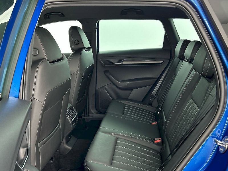 Škoda Karoq (2025) DSG 2.0TSI 140kW 4x4 SportLine - fotka 8 z 37