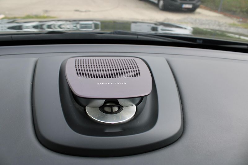 BMW X5 xDrive35i Bang&Olufsen Webasto - fotka 27 z 33