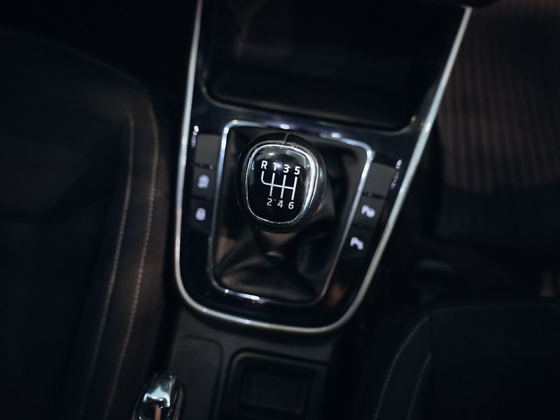 Škoda Fabia 1.0 TSI 81 kW Style Plus - fotka 22 z 28