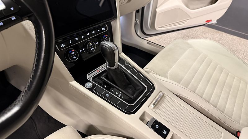 Volkswagen Passat (2019) 2.0 TDI 140kW,ČR, 4MOT DSG - fotka 24 z 48