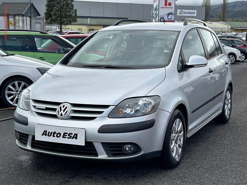 Volkswagen Golf Plus (2008) 1.9TDi, AC, temp - fotka 3 z 14