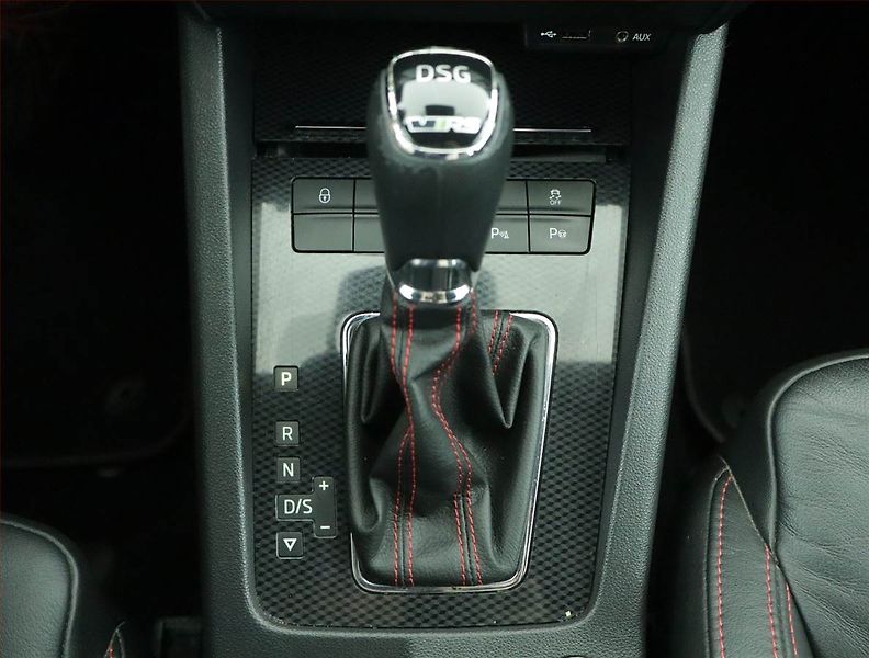 Škoda Octavia (2015) RS 2.0 TSI, Automat - fotka 13 z 19