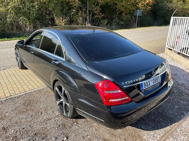 Mercedes-Benz Třídy S (2009) 350 CDI Long 4 matic! - fotka 23 z 64