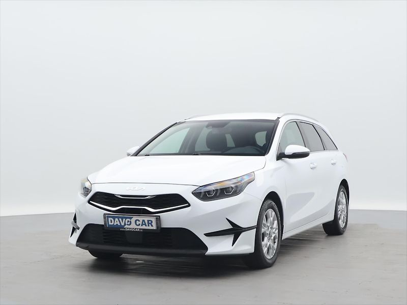 Kia Ceed 1,5 T-GDI 117kW DCT TOP DPH CZ - fotka 3 z 33
