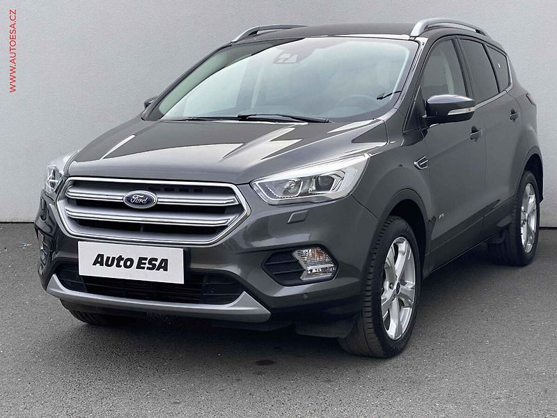 Ford Kuga (2018) 2.0 TDCi AWD, Titanium - fotka 3 z 19