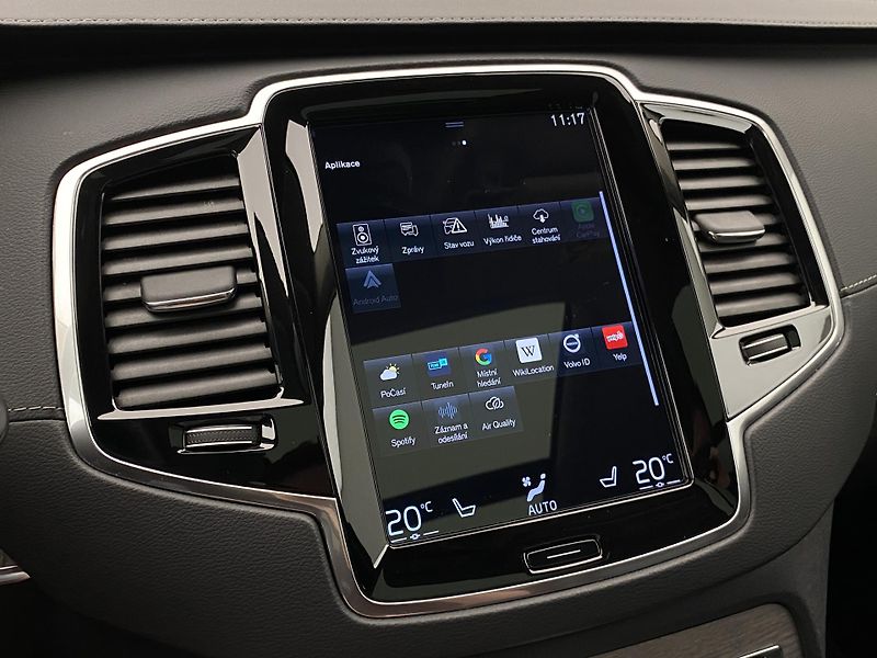 Volvo XC90 B5 AWD INSCRIPTION AUT CZ 7m - fotka 45 z 55