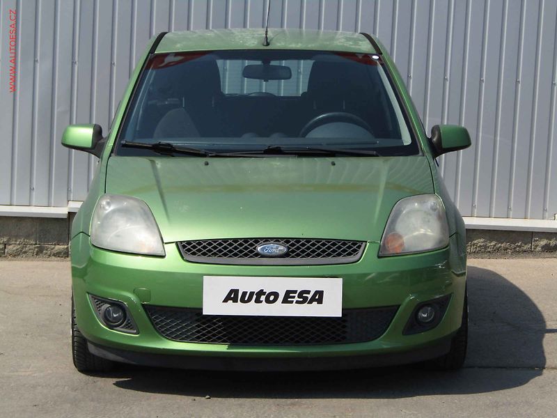 Ford Fiesta (2006) 1.25i, AC - fotka 2 z 14