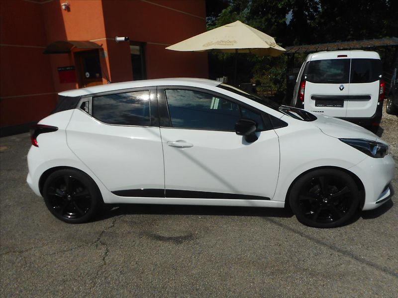 Nissan Micra 1,0 N - Sport BOSE - fotka 5 z 31
