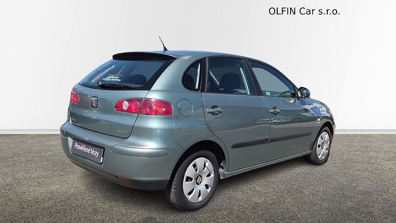 Seat Ibiza 1,4 16V 55 kW - fotka 2 z 17