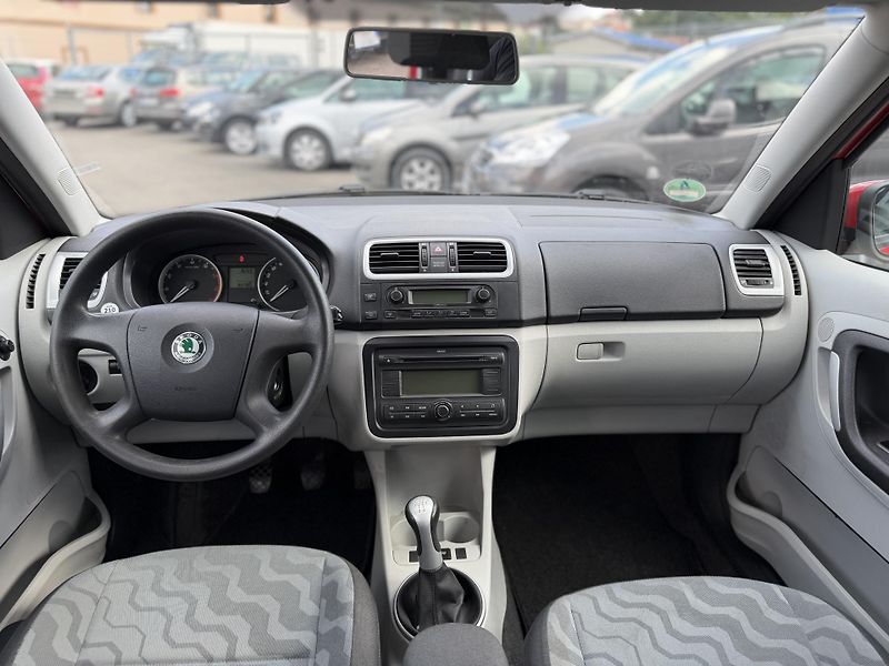 Škoda Roomster 1.6 mpi, SERVIS ŠKODA - fotka 7 z 18