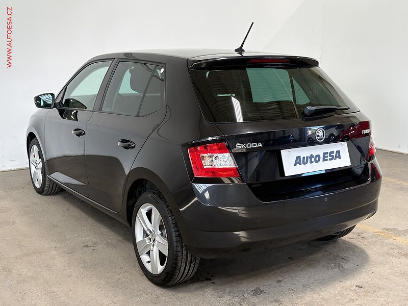 Škoda Fabia (2015) 1.2TSI, ČR - fotka 6 z 14