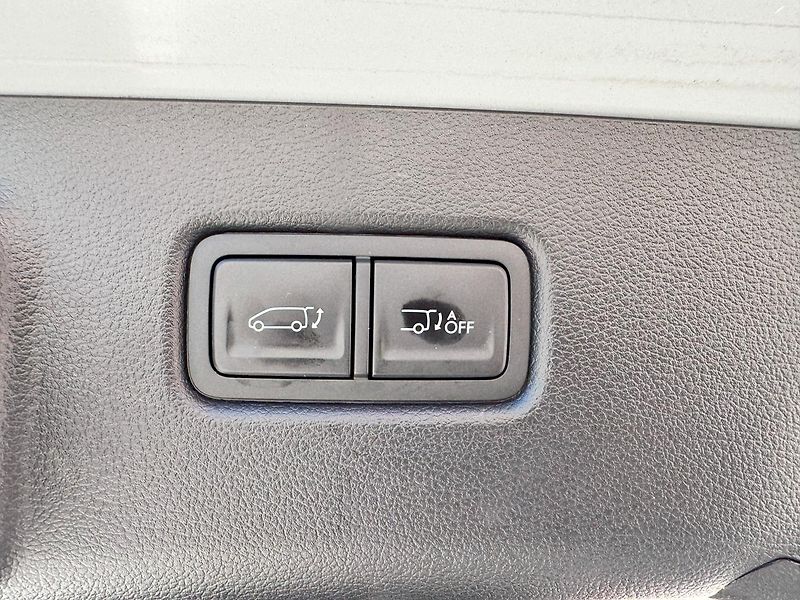 Hyundai Staria (2024) 2,2 PREMIUM LUXURY AT 4x2  - fotka 12 z 33