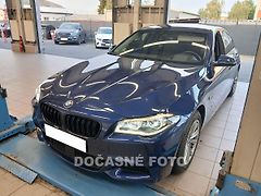 BMW Řada 5 (2016) 3.0 D 525d, ČR, servis.kniha - fotografie inzerátu