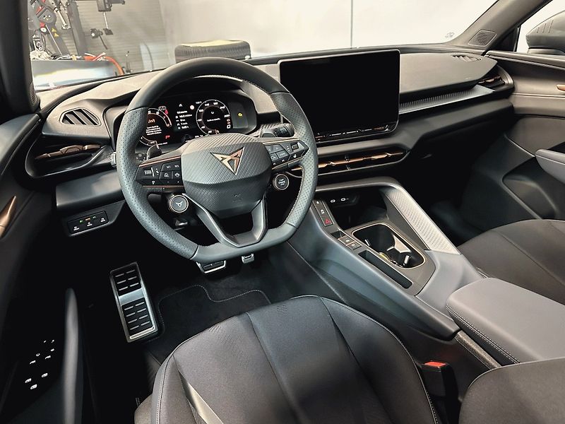 Cupra Terramar (2026) 1.5 eTSI 150k DSG *TAŽNÉ* - fotka 12 z 26