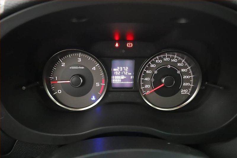 Subaru Forester (2014) 2.0 d, 4X4, Xenony, Tempomat - fotka 10 z 14