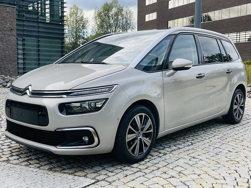 Citroën Grand C4 Picasso 2.0HDi MAN 7MÍST KAMERA TAŽNÉ - fotka 5 z 45
